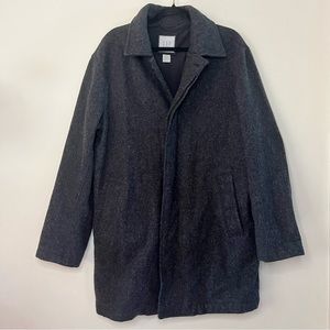 NWOT Men’s Gap Winter Gray Coat Size L